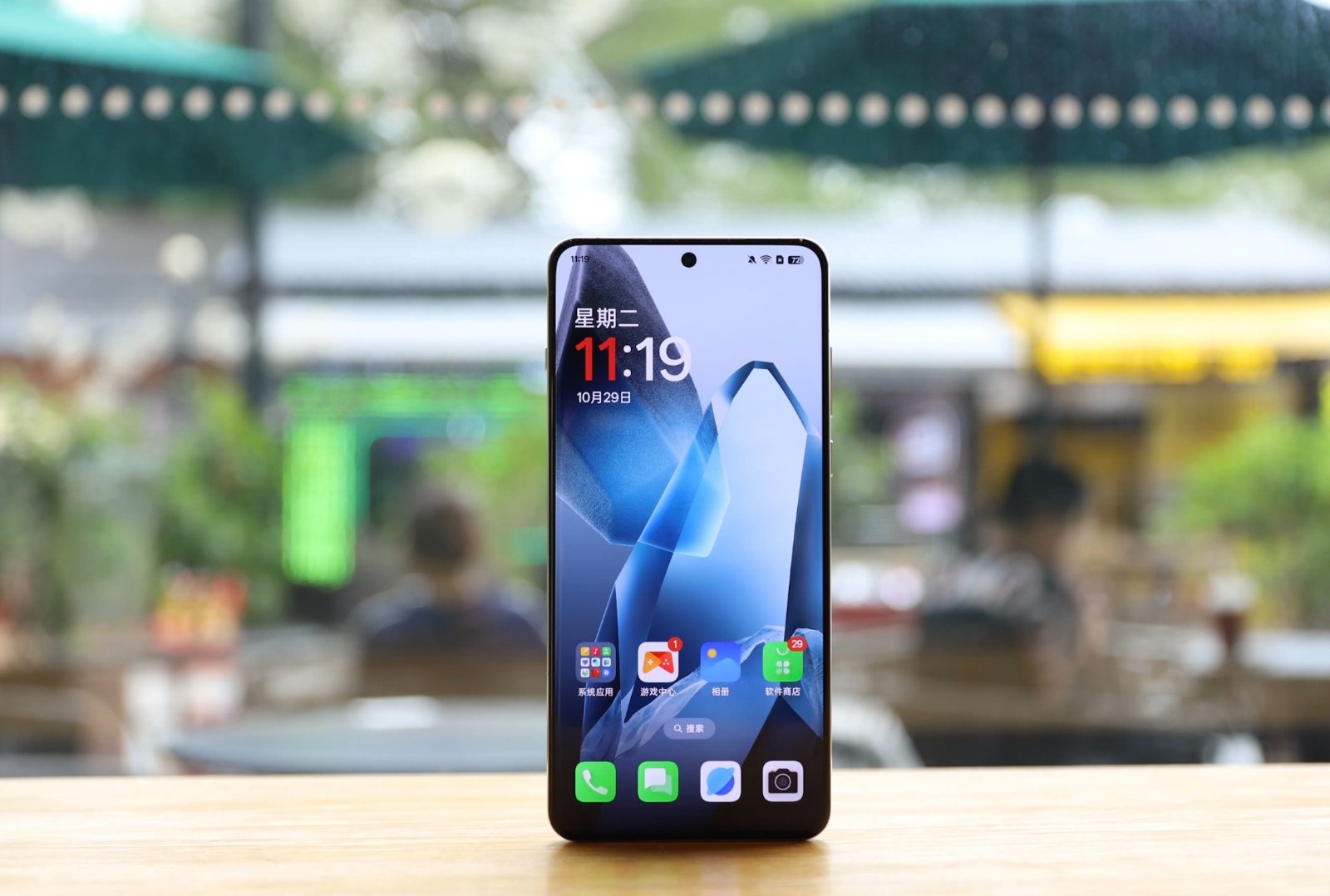 一加不講武德，高端旗艦突降1300元，2K屏+120倍變焦，入手用五年