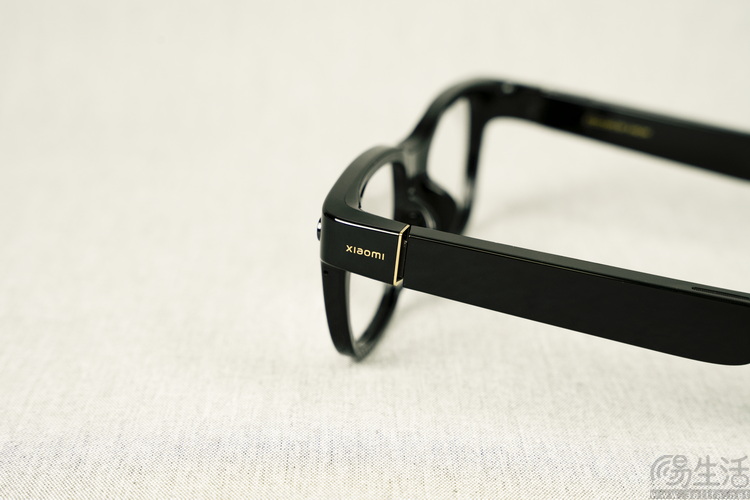 小米AI眼鏡評測：比起Vlog，融合與AI更是重點
