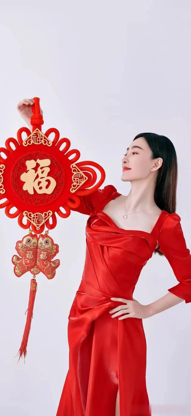 美女图集第661期——王丽坤