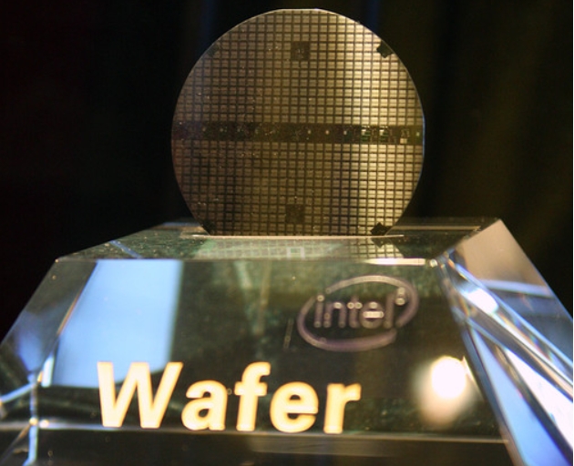 特朗普要被干懵了,美国的2nm芯片遥遥无期,日本的2nm先来了