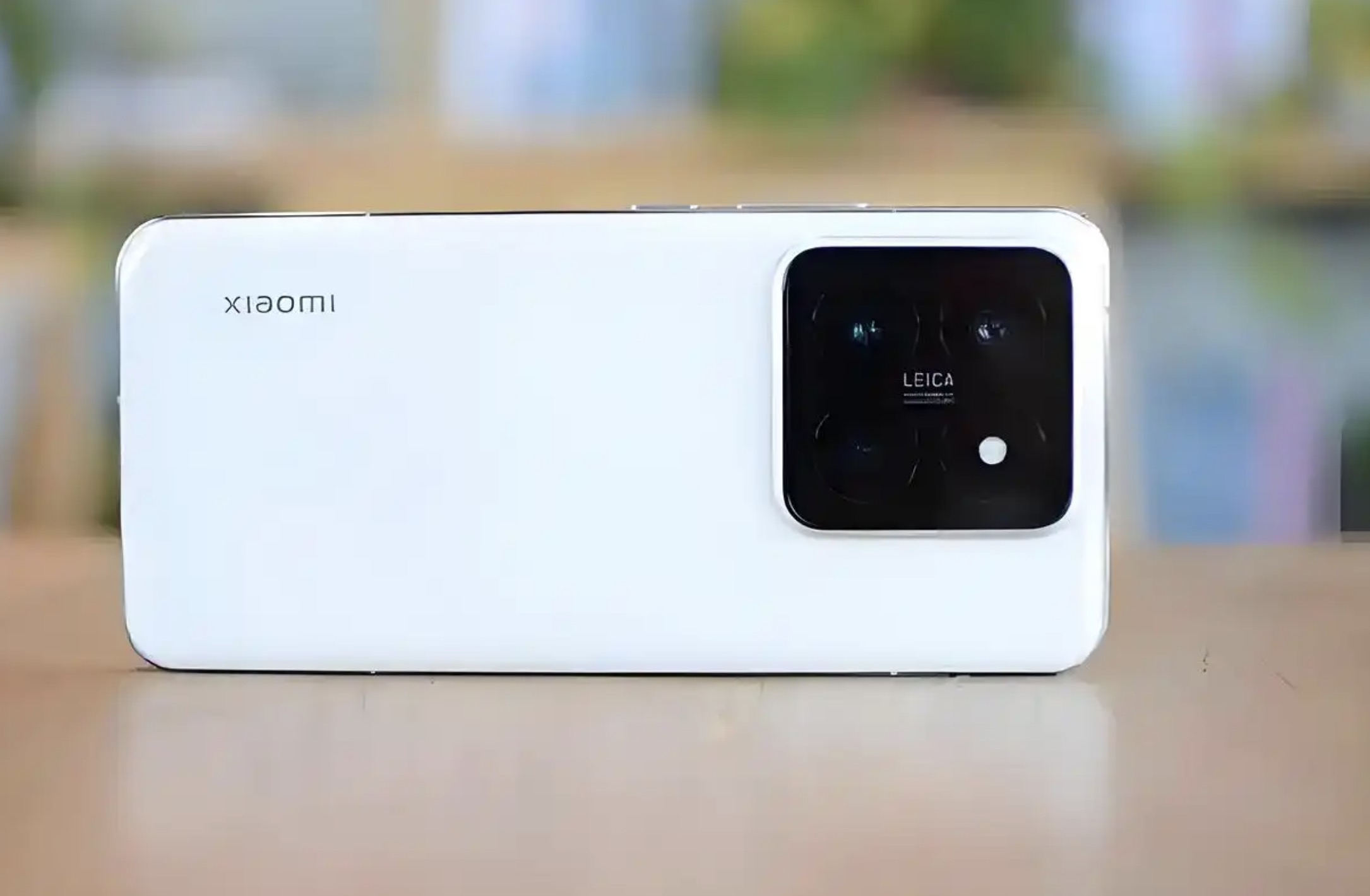 “銷量爆棚”的小屏手機，驍龍8至尊版+徠卡三攝，降幅高達1000元