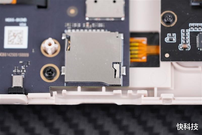 芒米AIR X掌机评测：配置豪华做工精致 入门掌机市场要洗牌了