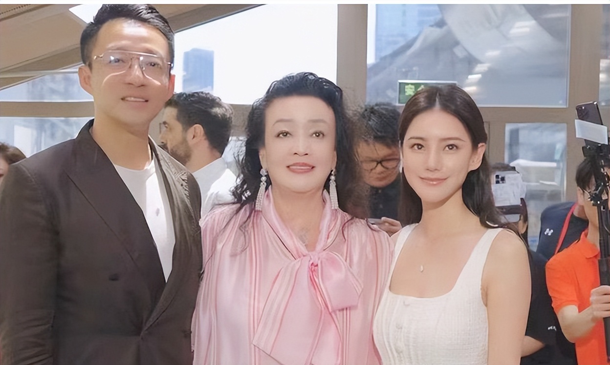 精英人设全崩塌!离婚后恶意报复前妻:马筱梅的豪门婚姻多现实?