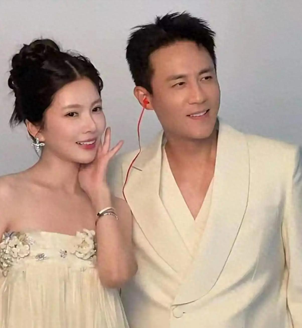 都醒醒吧！王灿和杜淳的关系，给多少中年夫妻提了个醒