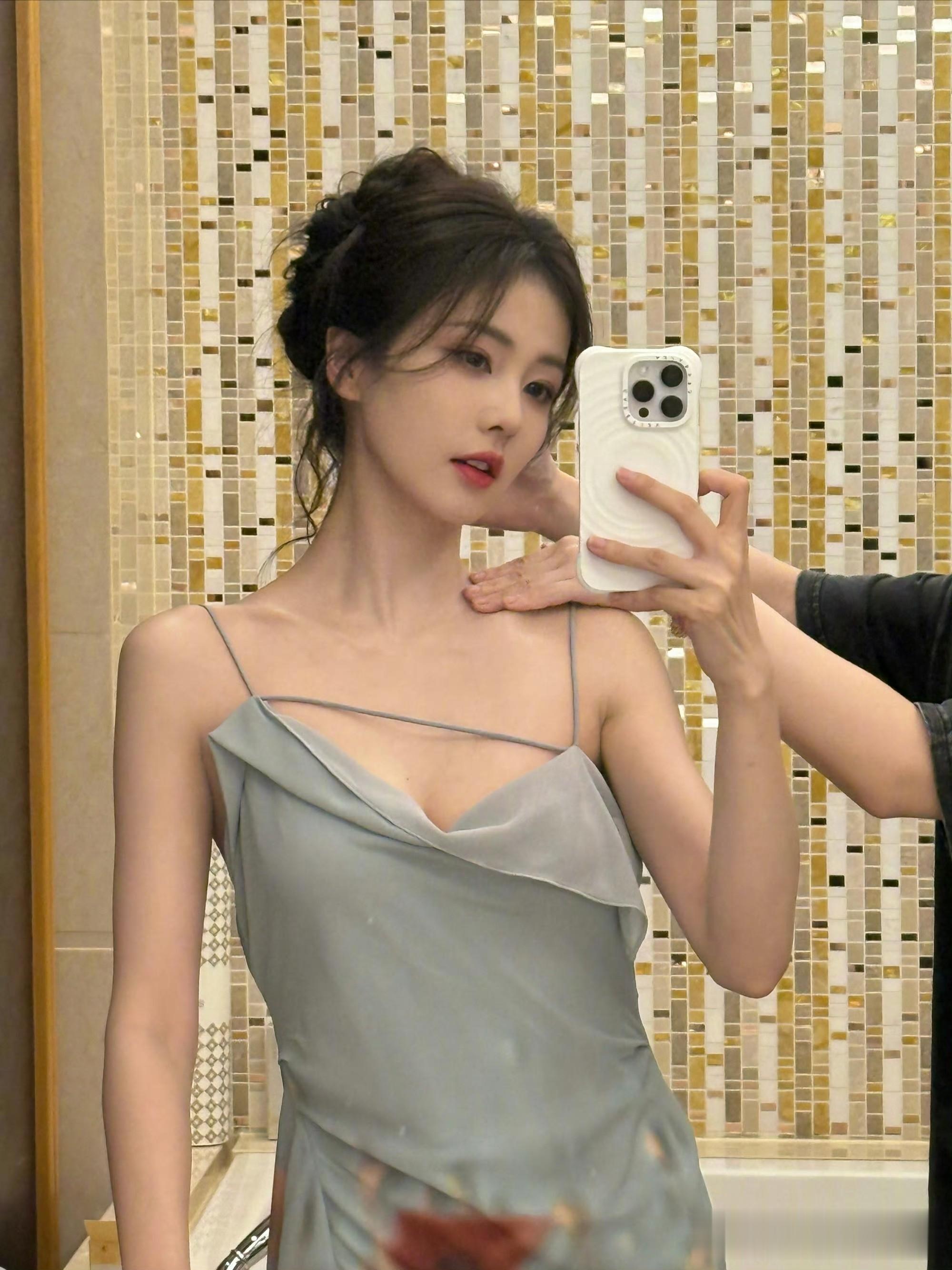 白鹿｜喜欢看白鹿的日常生活照，期待《唐宫奇案》李佩