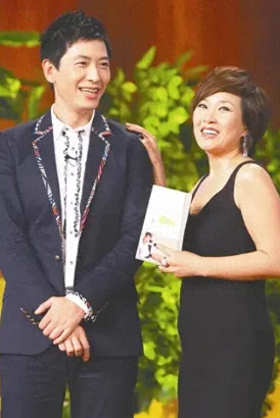 戴军:我爱了她16年,她嫁给别人了,我的有生之年,会一直爱她