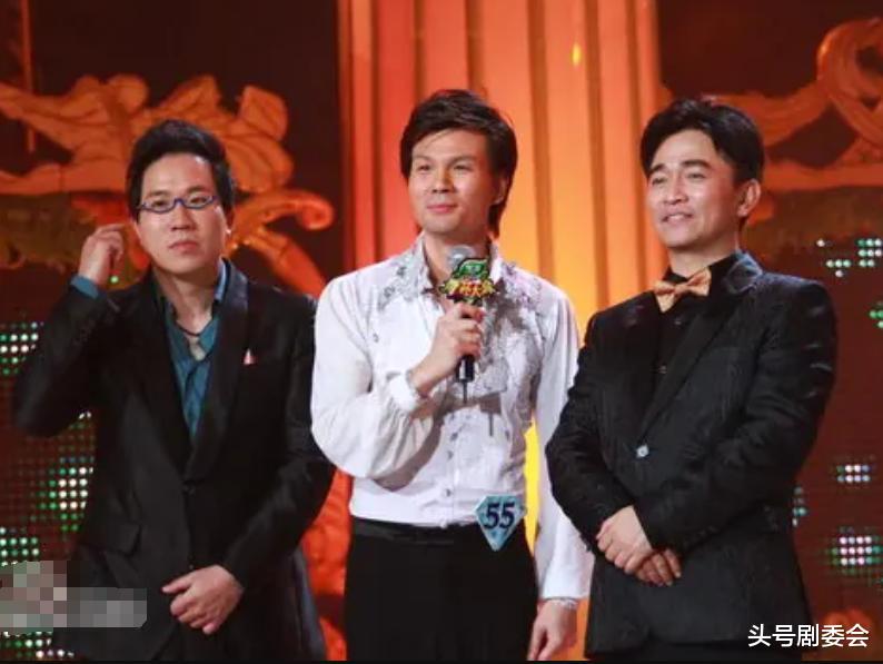 58岁李彬和洪剑涛在北京聚餐，李彬患病后老了许多，两人泪洒餐桌