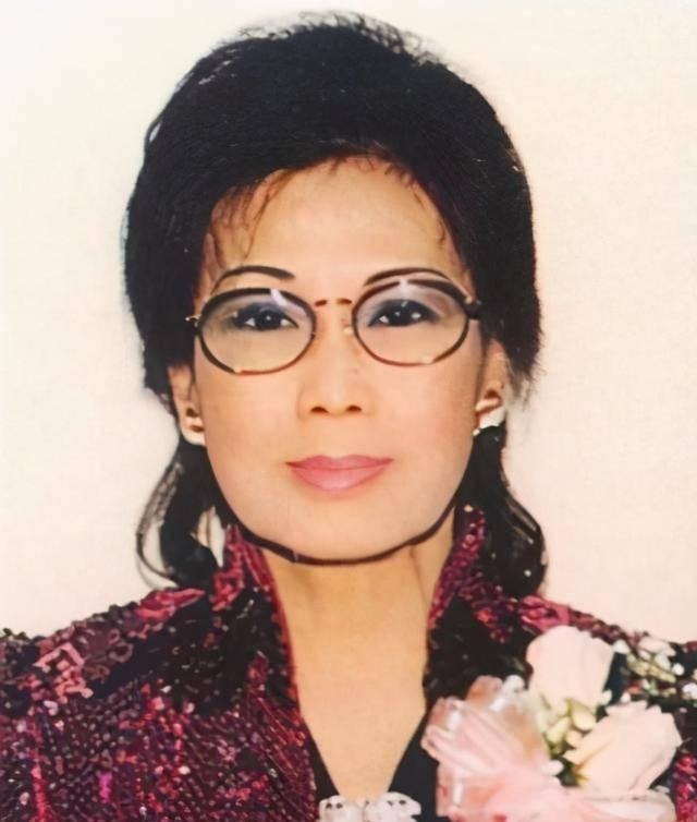 曝霍英东二房太太去世享年96岁，生前节俭已低调火化，讣告曝光