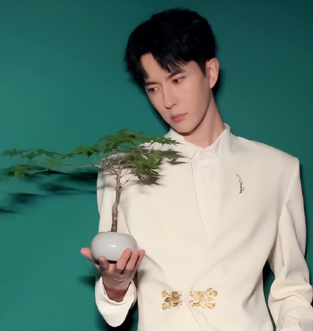 不到48小时5个瓜!坠楼、怀孕流产、官宣离婚,个个离谱又惊人