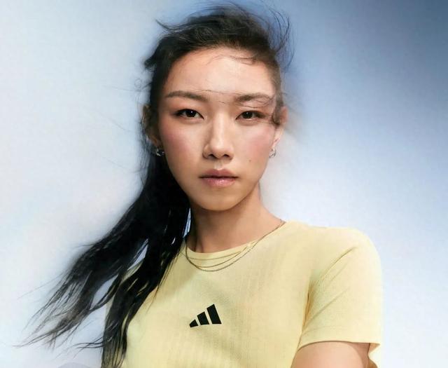 《长安的荔枝》女主那尔那茜因“定向委培违约出国”，上戏回应!