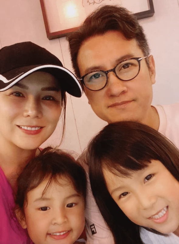 曝50岁港姐变卖家电补贴药费，癌末期与丈夫离婚，被迫从豪宅搬走