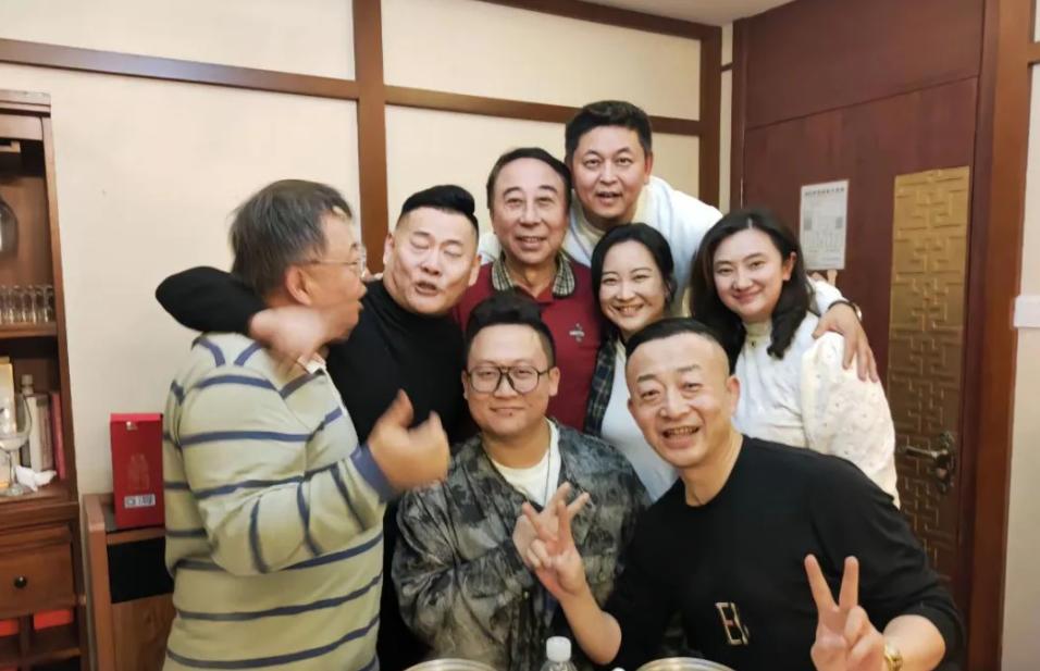 贾玲复胖回归原状，网友评论两极分化