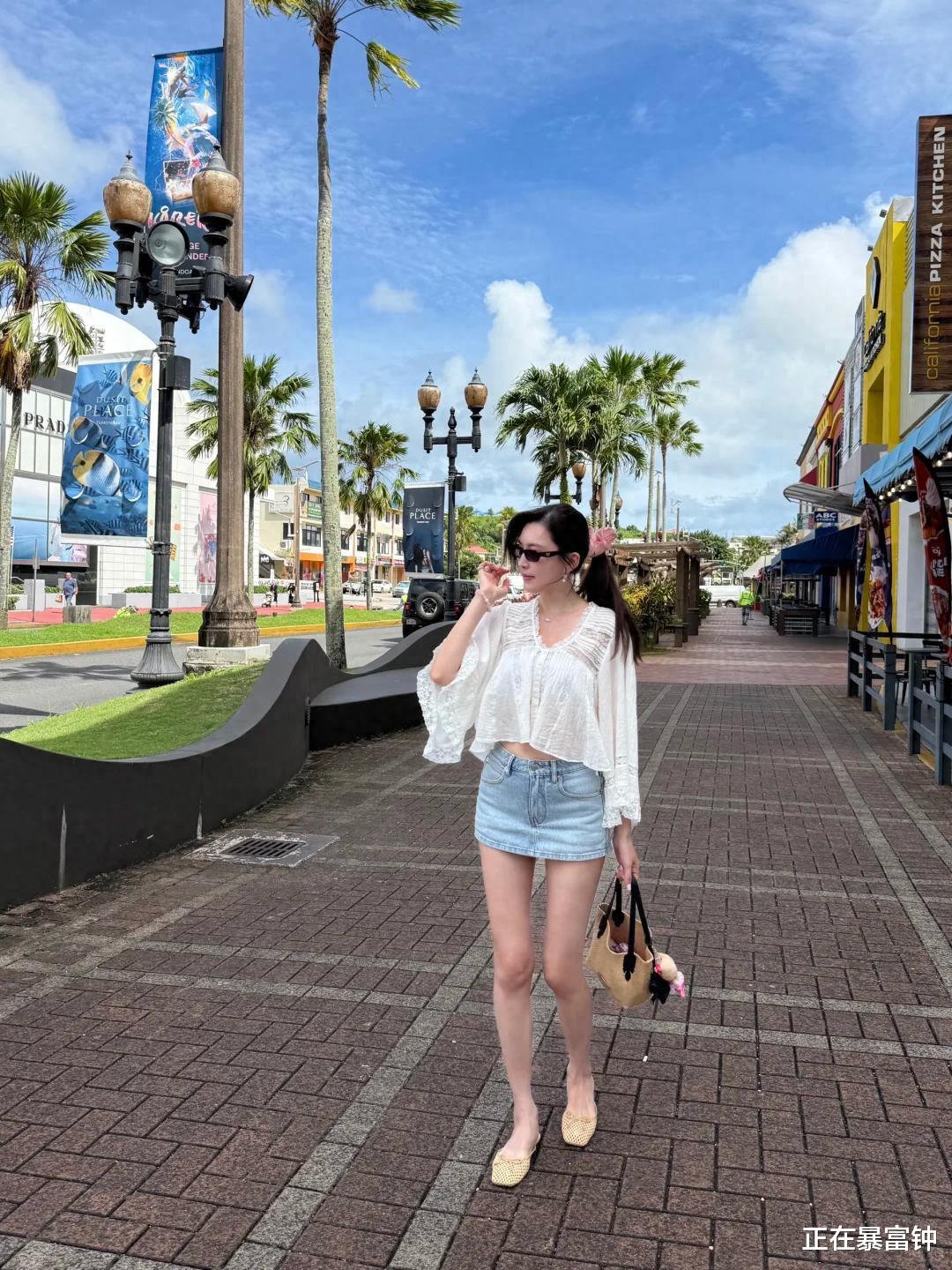 陈若仪晒海边度假日常,大长腿与美好瞬间齐绽放