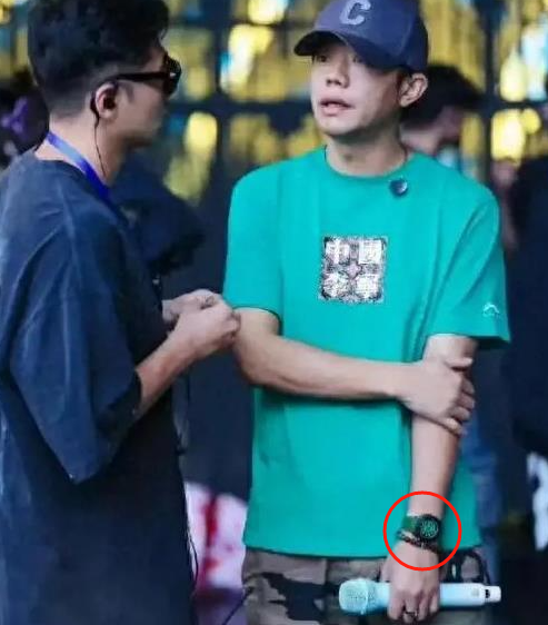 一波未平一波又起！手表事件没完，曾毅再迎坏消息，凤凰传奇悬了