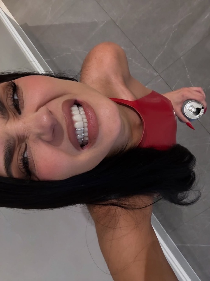 Kylie Jenner新图继续放送