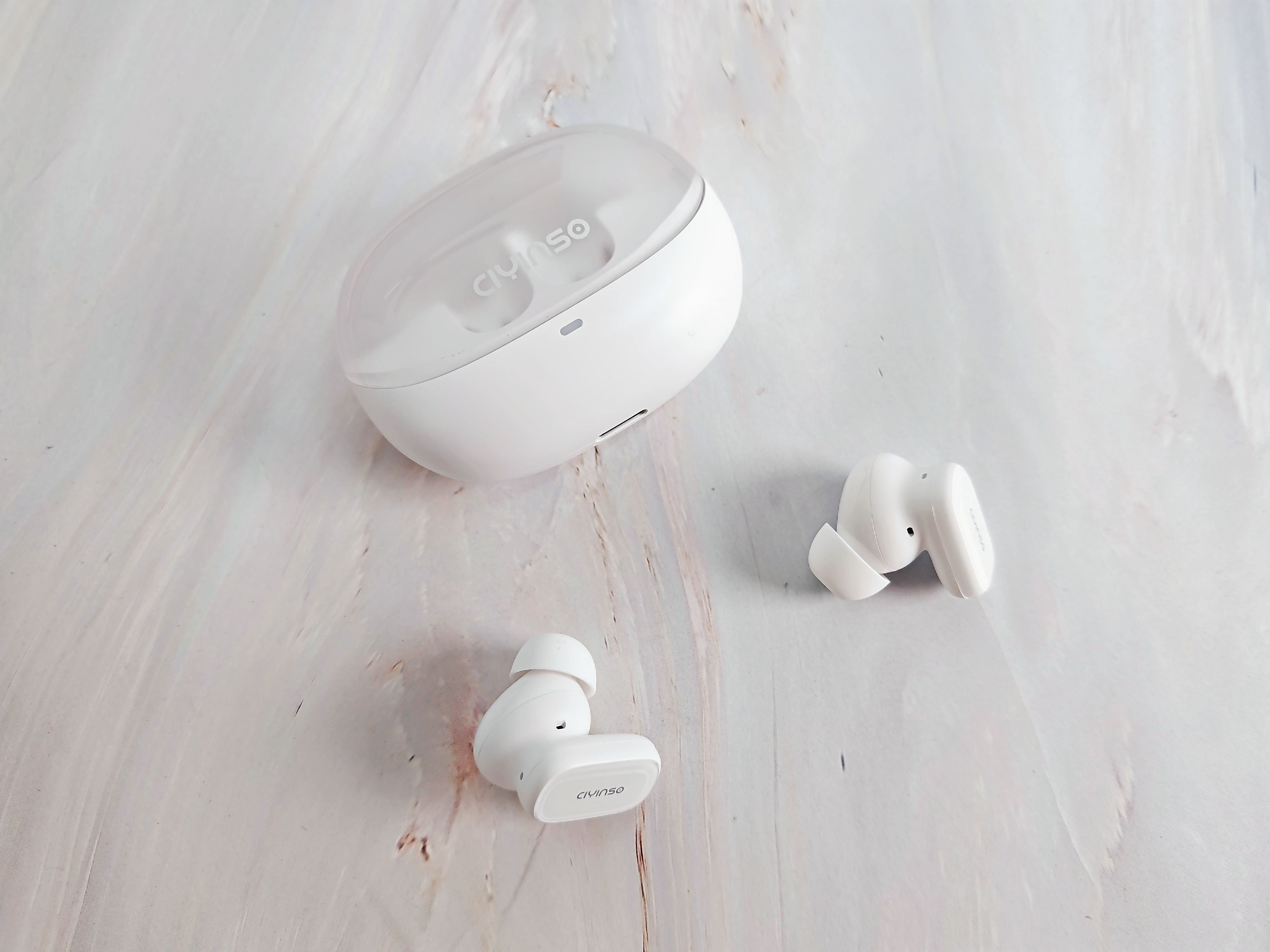 降噪耳机降至百元?有颜值还佩戴舒适,瓷音未来Mars2i体验