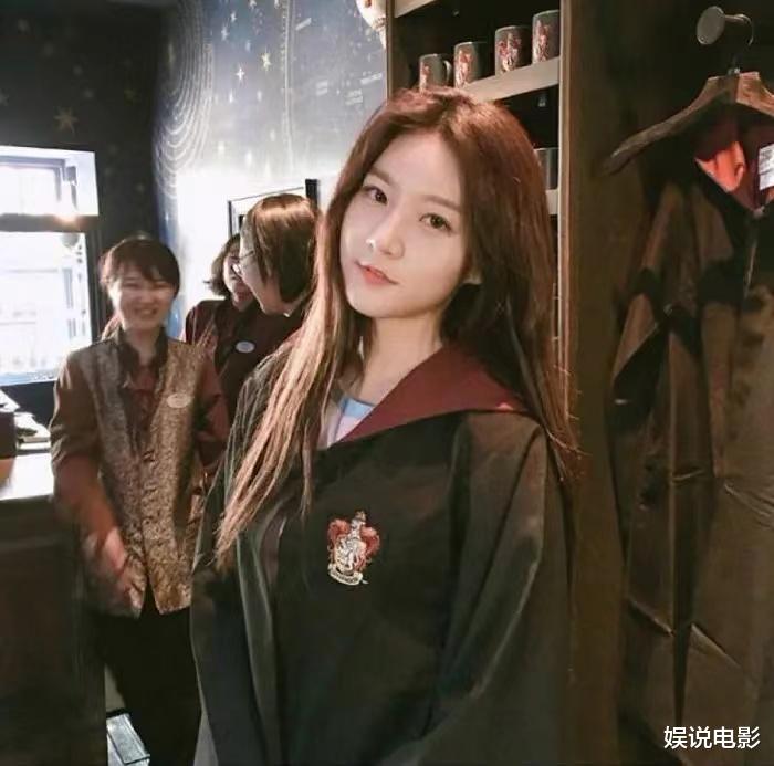 韩星金赛纶被发现死于家中,年仅25岁,曾晒出和金秀贤的亲密照