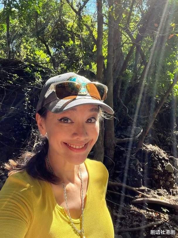 前TVB小花与星二代男友感情稳定！有结婚计划，曾传男方母亲反对