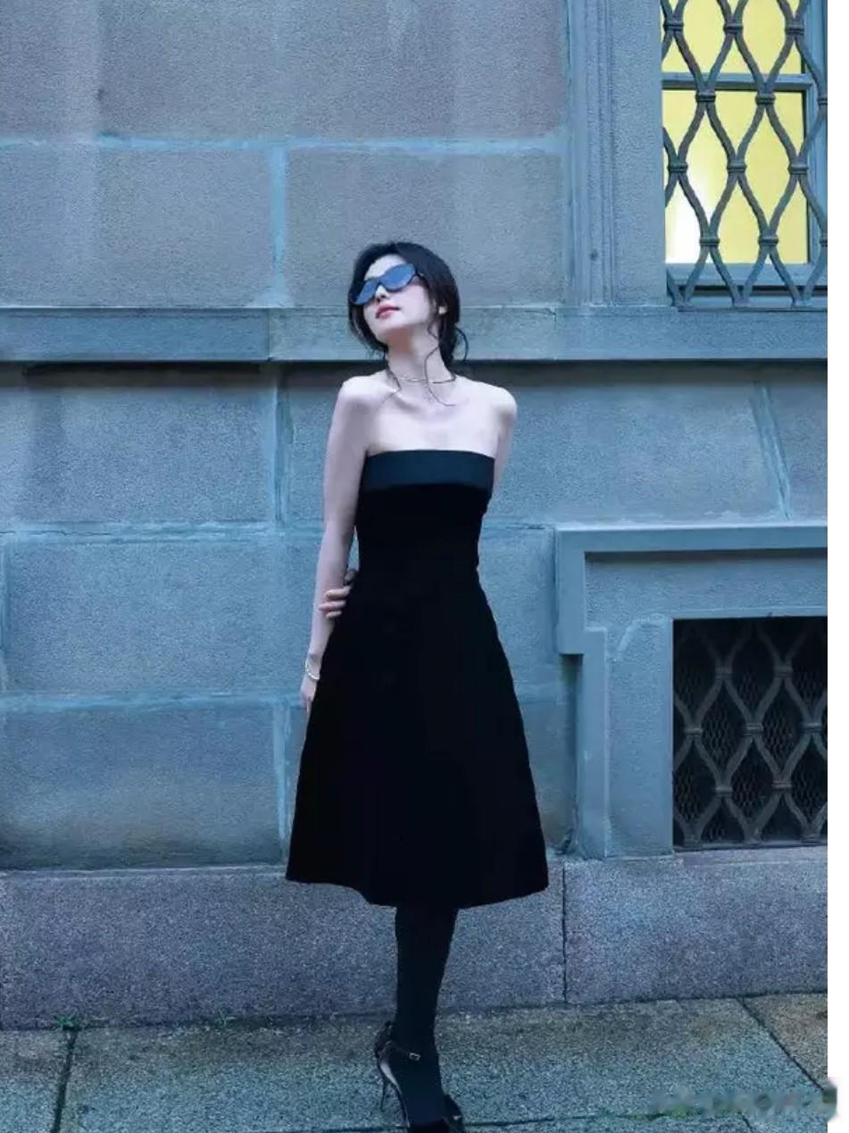 白鹿米兰街头封神：“权威感”里的东方时尚