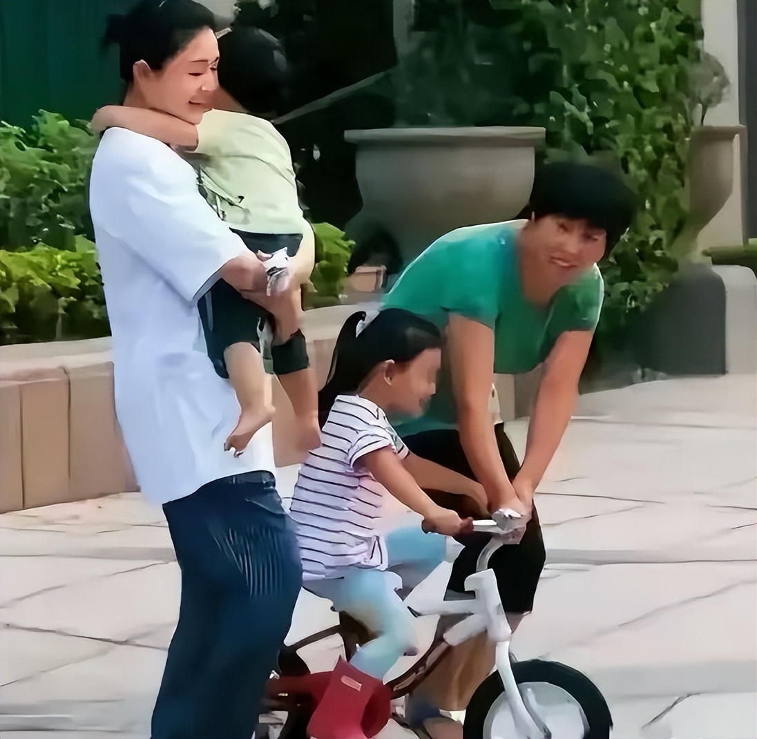 陪伴12年被辞退？小杨阿姨一脸算计的样子，令马筱梅如吞了苍蝇