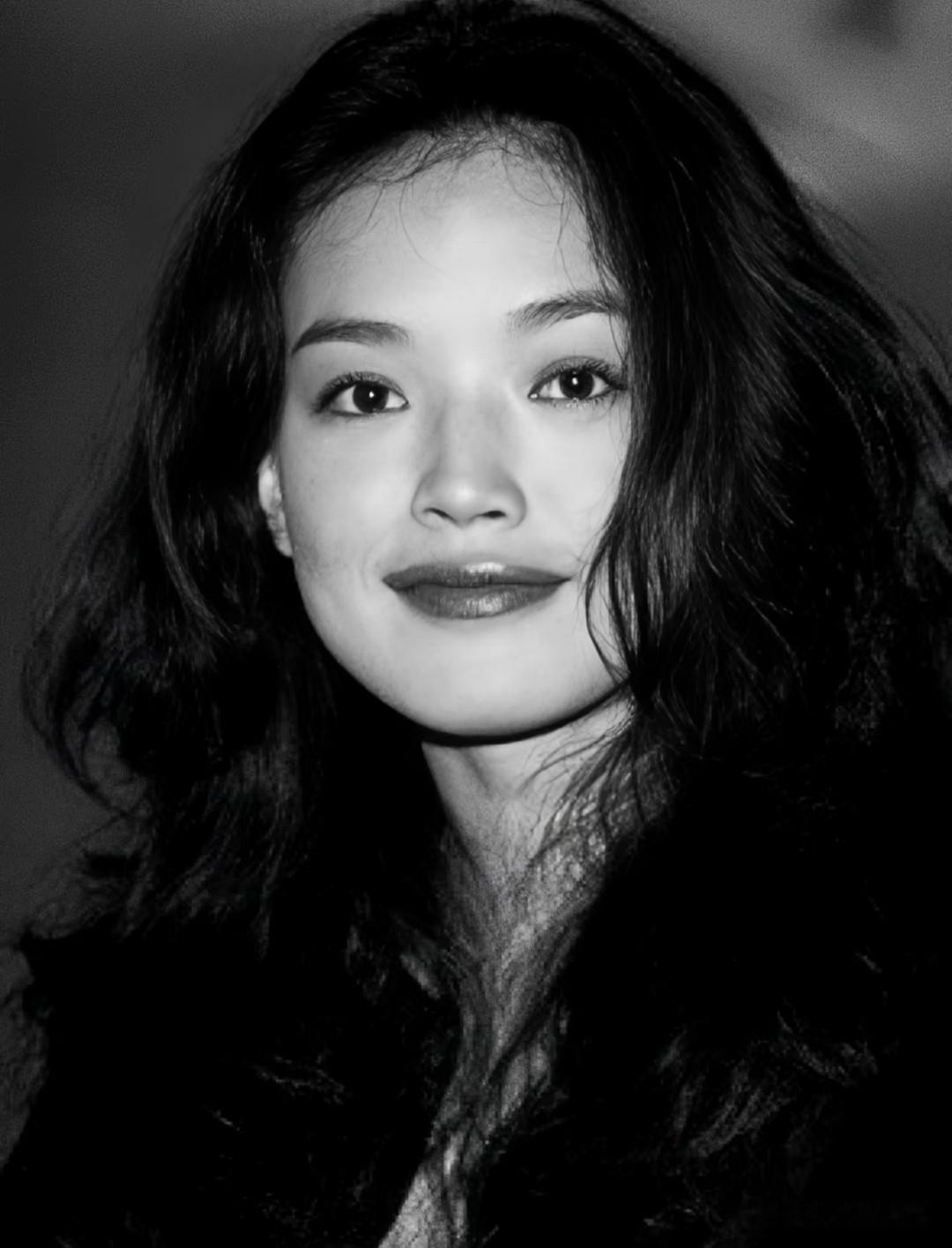 32位女明星的黑白质感大片,个顶个的漂亮,谁是你心目中的No.1?