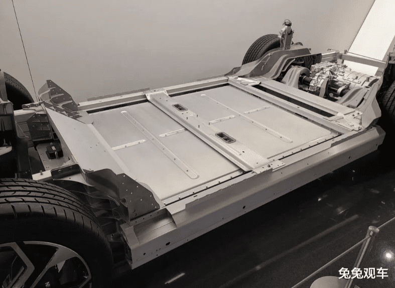 换电模式真香？几分钟就满电，但这3个真相让9成车主后悔没早知道