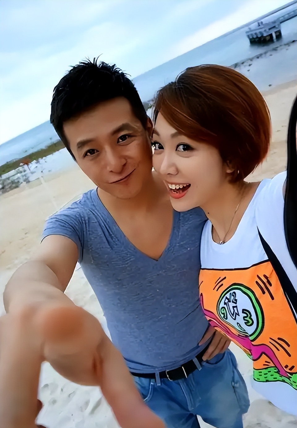 被曝与北京某银行长隐婚多年，宋丹丹干女儿现状，证实杨紫没说错