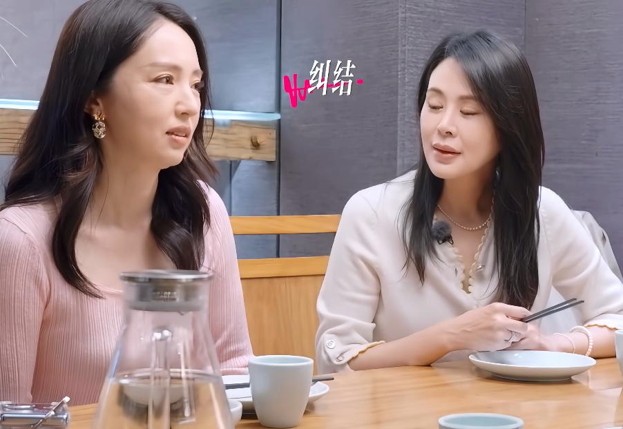 董璇携闺蜜关悦上节目,看了3个细节,就懂佟大为深爱关悦的原因