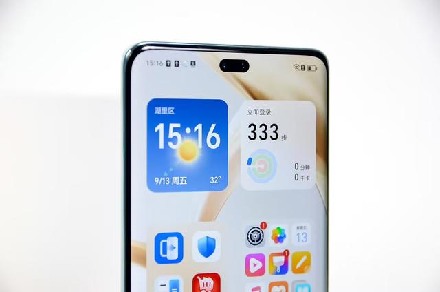 榮耀開啟“半價清倉”！驍龍8sGen3+3840HZ+50倍變焦，終于等到了