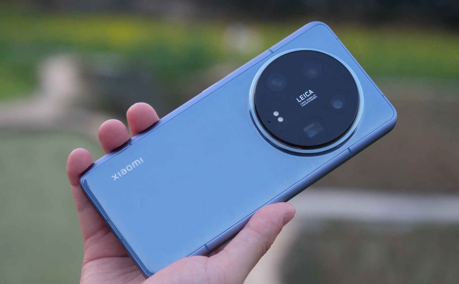 小米顶尖拍照手机突降3097元，16GB+512GB+卫星通信，还能用五年