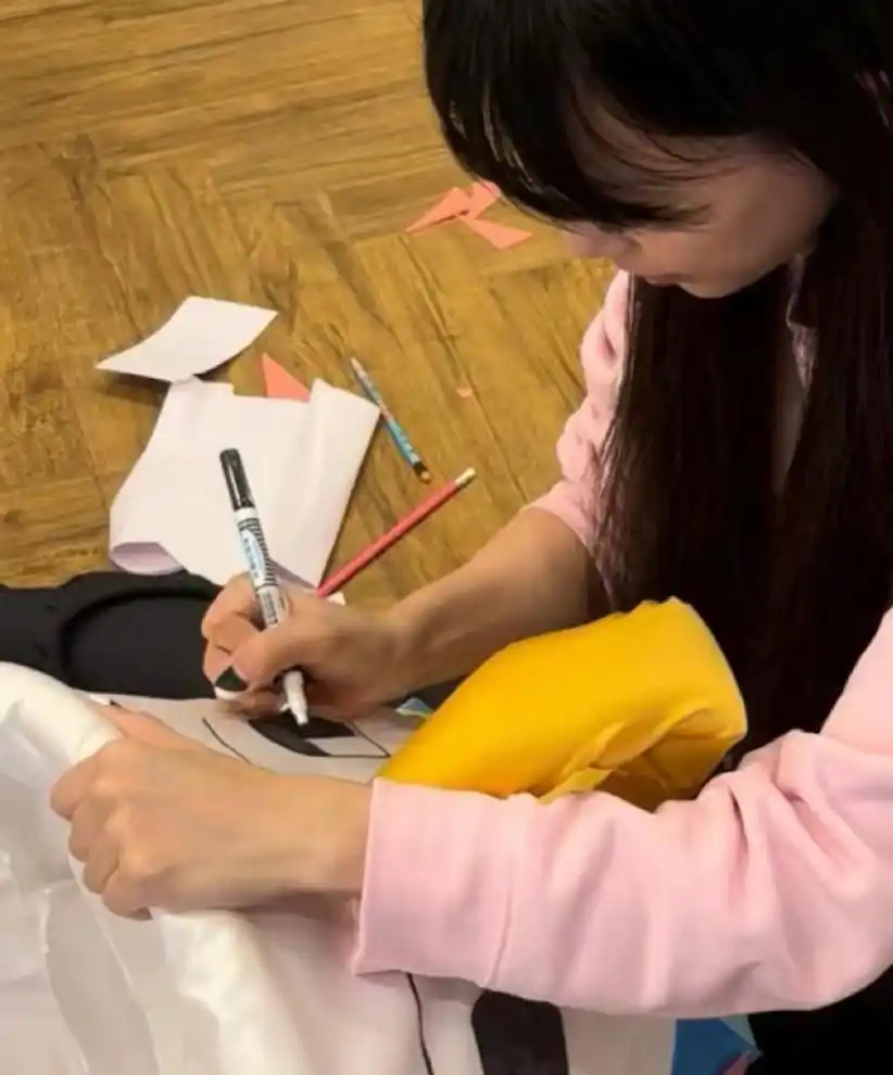 王力宏方否认新恋情,后台女子身份曝光是合作方的女友,离婚三年仍单身