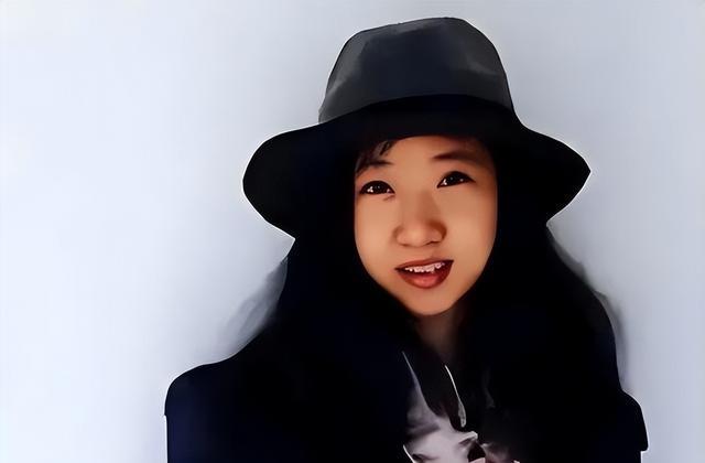 空气香甜女杨舒平,已被美国驱逐出境,如今回国下场大快人心