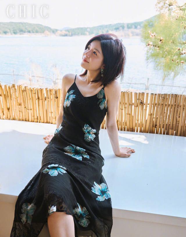 陈妍希海边大片