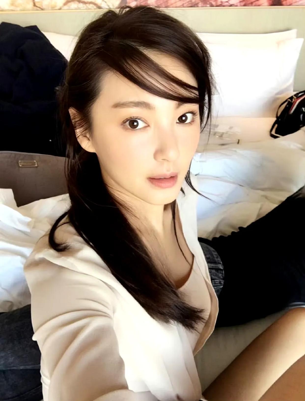 张雨绮早期旧照被疯传,一眼看上去就是大美女,这谁看了不迷糊啊