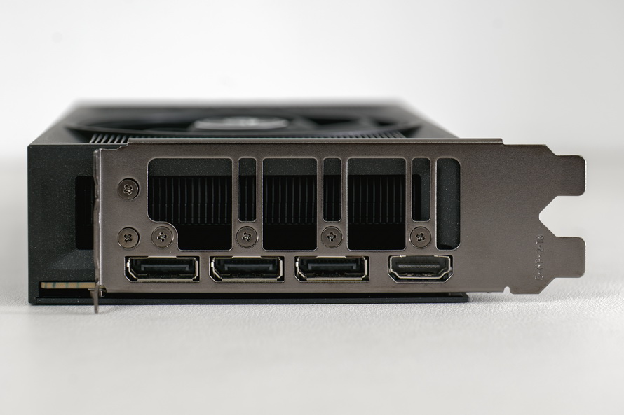 七彩虹iGame RTX 5060 Ti Mini評測：小體積滿血性能