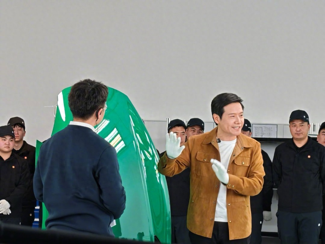 雷軍直播回應“1300公里只充一次電”爭議：被黑出心理陰影