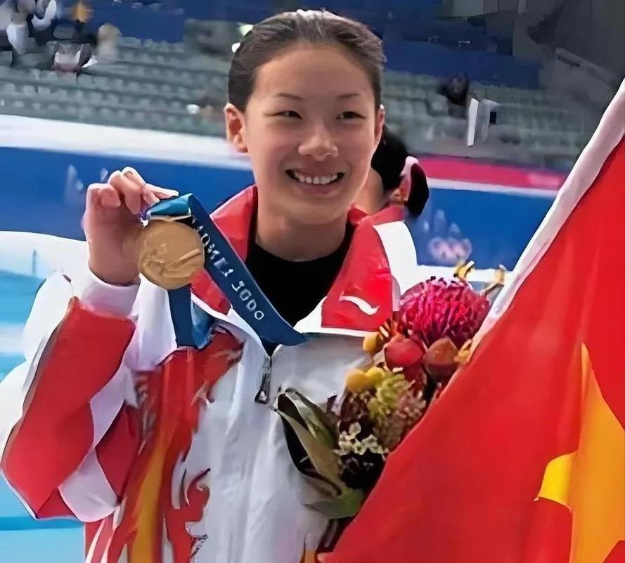 差点嫁给“香港财神爷”，她咋从TVB“花旦”混成了教培老师？