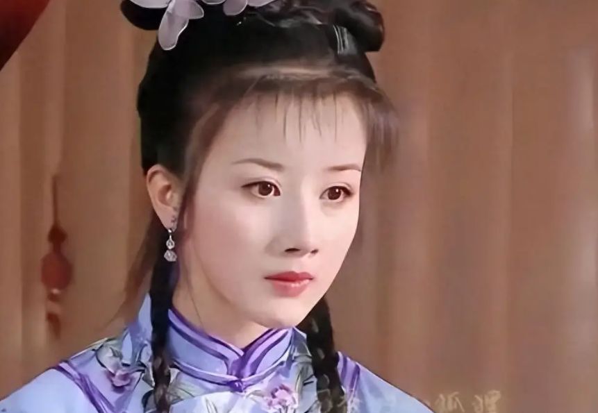 童年女神孙菲菲官宣离婚，前夫是联想老总！曾被导演暴打踢脸封杀