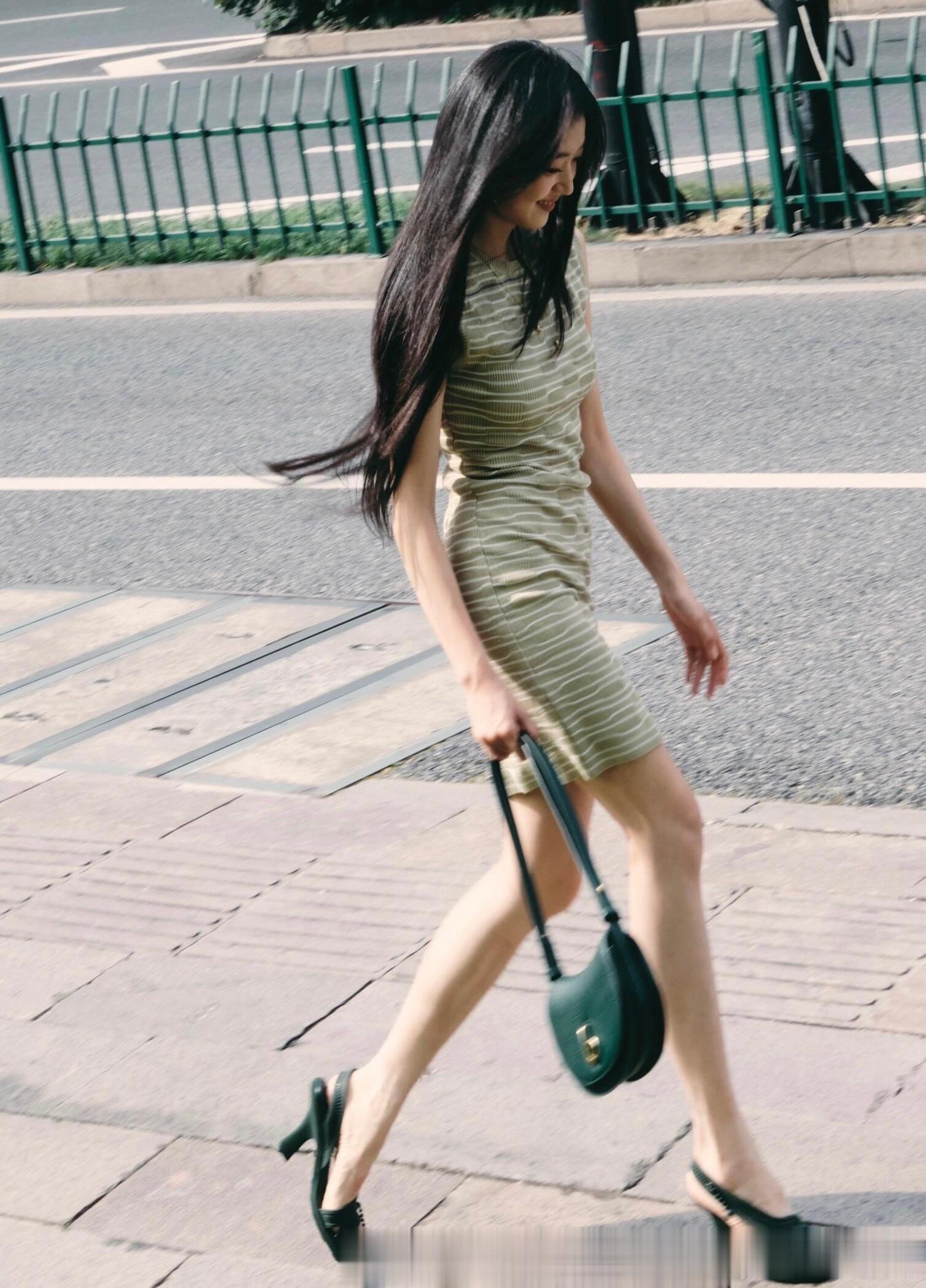 孙千 针织裙大长腿