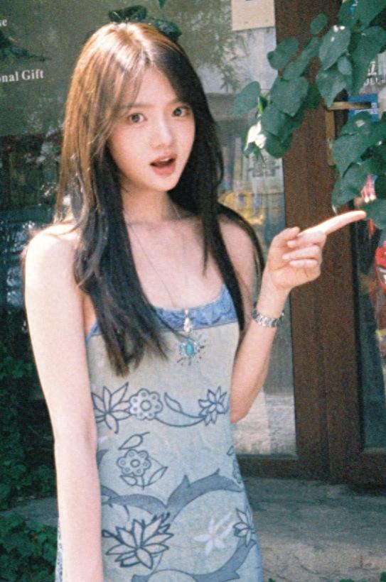 任敏:盛夏里的灵动俏佳人