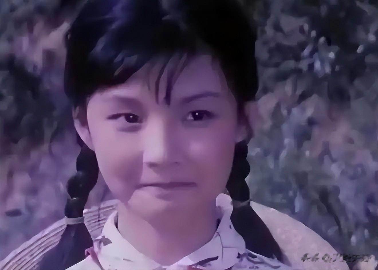 她11岁被导演看中,与名导同居多年被抛弃,如今复出却无人问津