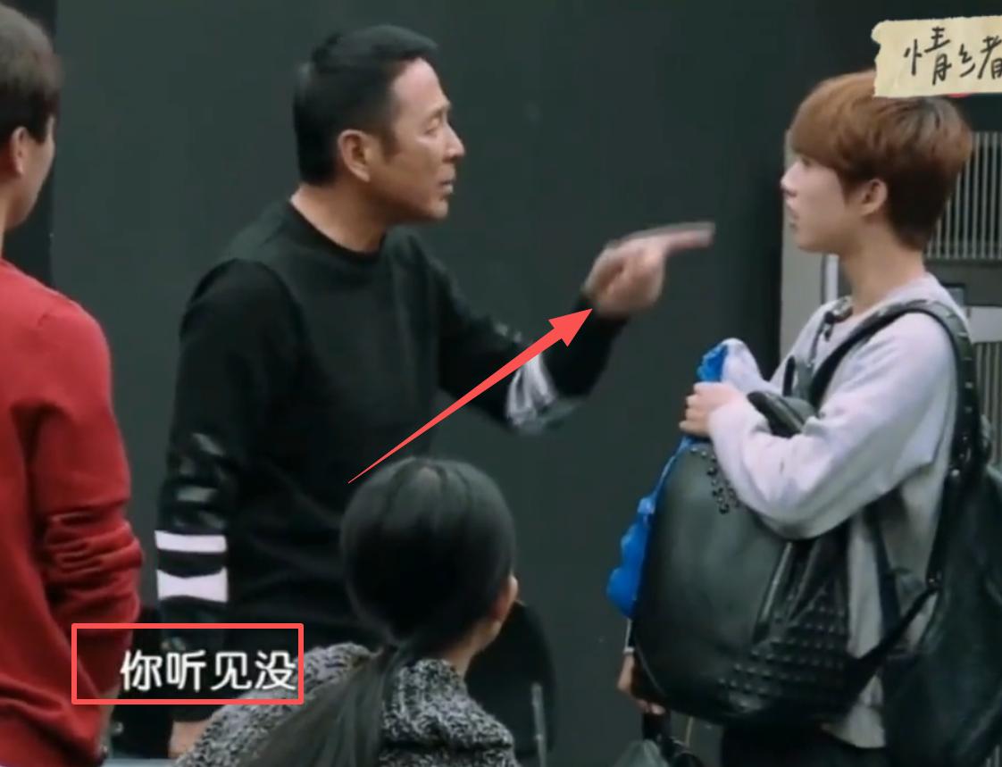 冯小刚没说错!不沾烟酒不混饭局的陈道明,如今70岁竟变成了这样