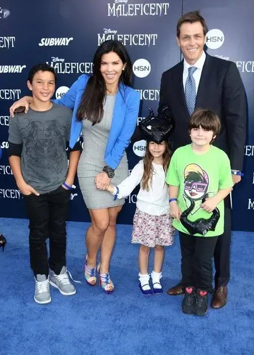 桑切斯底层逆袭:能力演技绝佳,脸蛋身材辨识度高,熟知男性心理