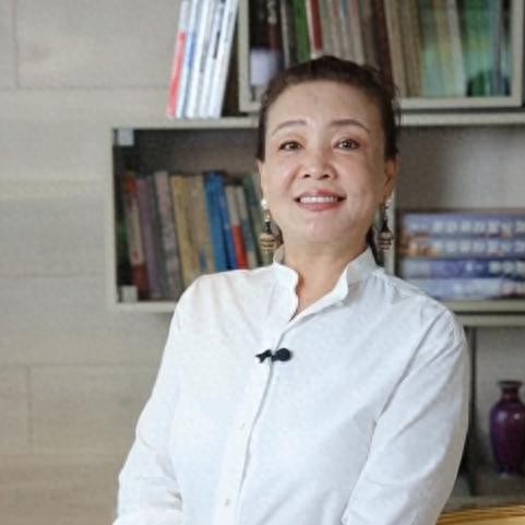 善恶终有报！成功反击具俊晔的张兰，把商人的“精明”发挥到极致