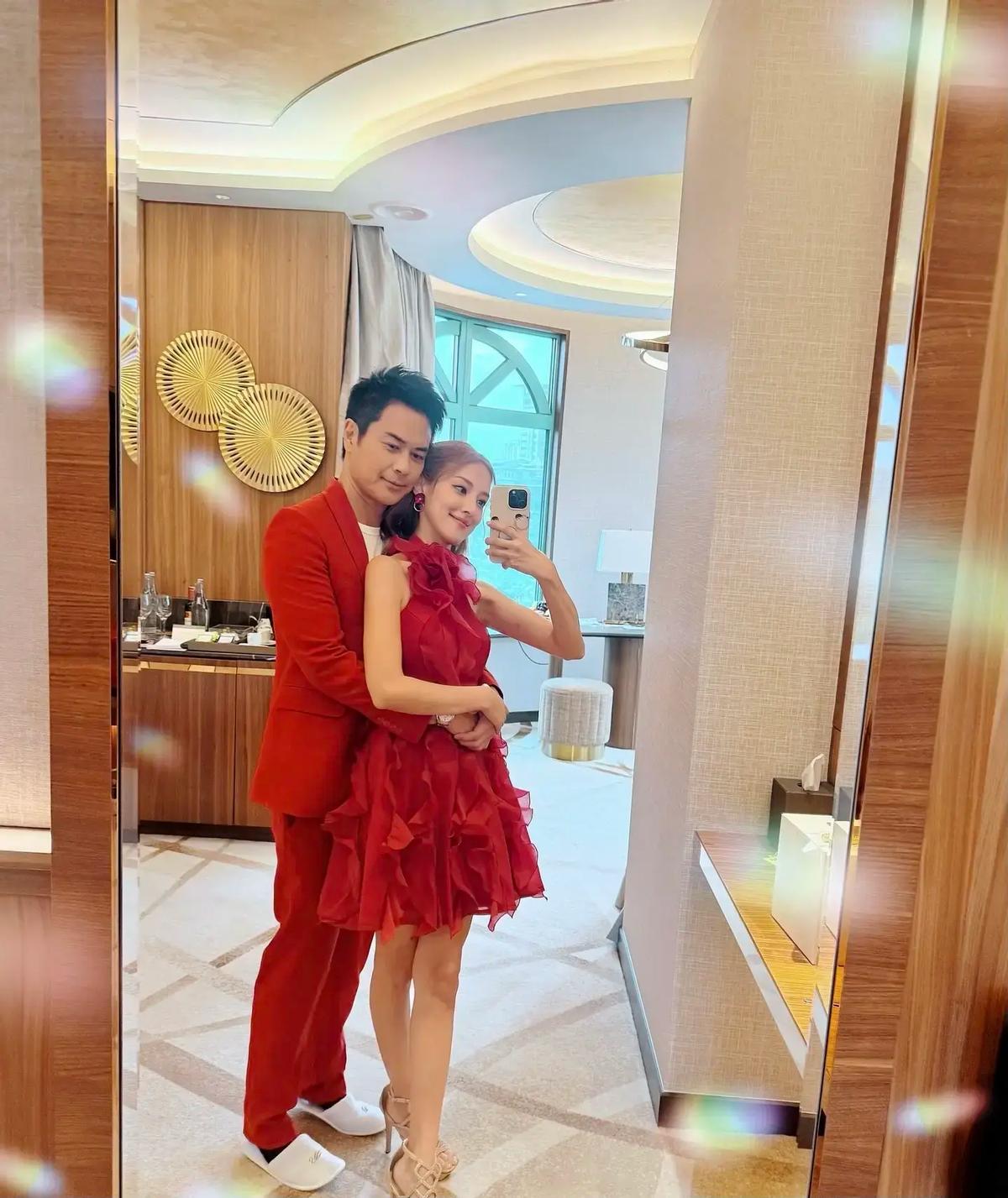 TVB视帝晒出游照，为让儿子学中文入读传统名校，被嘲靠老婆养