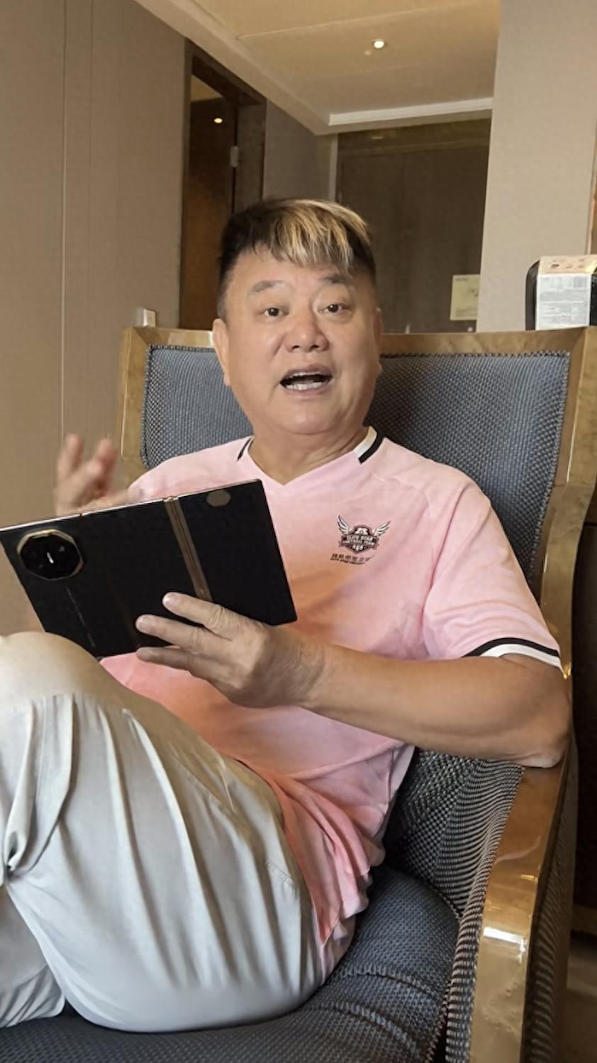 76岁陈百祥罕谈生老病死，坦言愿体面离开，父母双亡无子女没牵挂