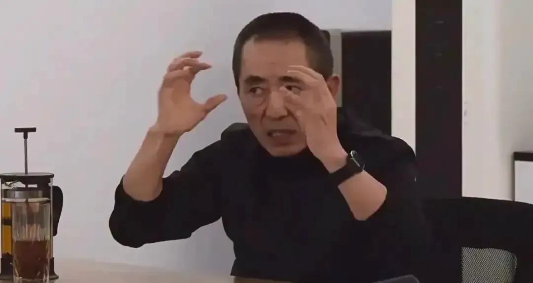 陈婷没想到，75岁张艺谋也开始不服老，终尝到了老夫少妻的残酷？