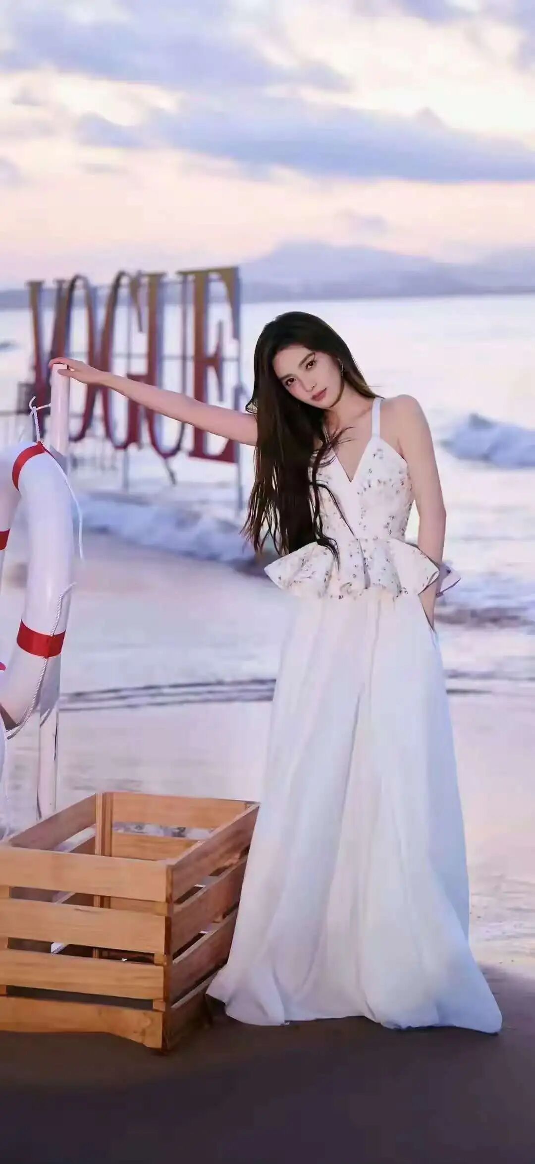 章若楠甜美壁纸