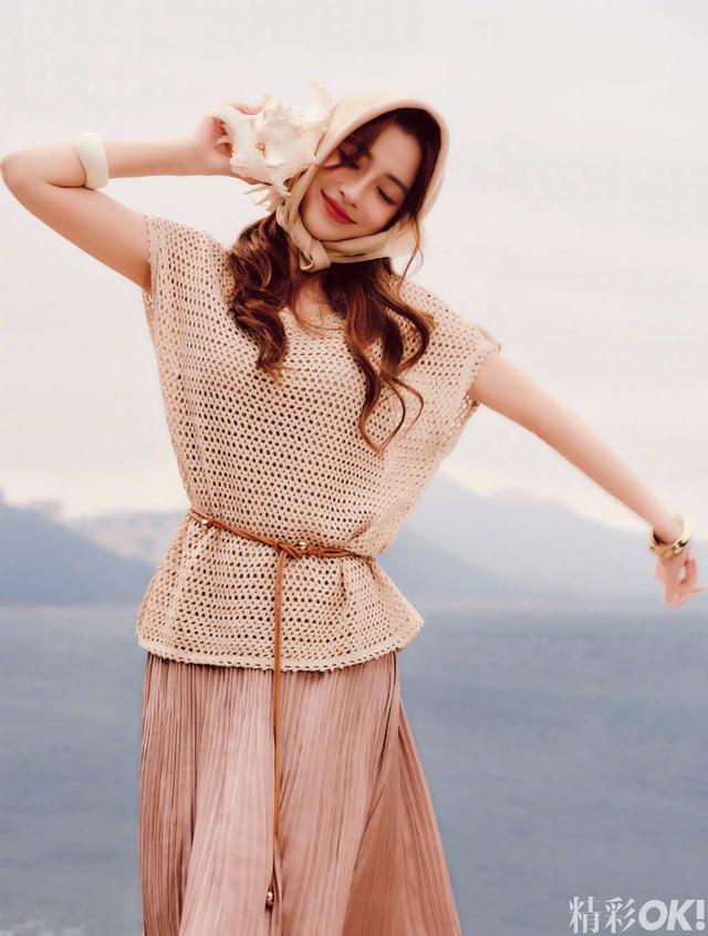Angelababy《OK》封面大片，给粉丝送上颜值暴击