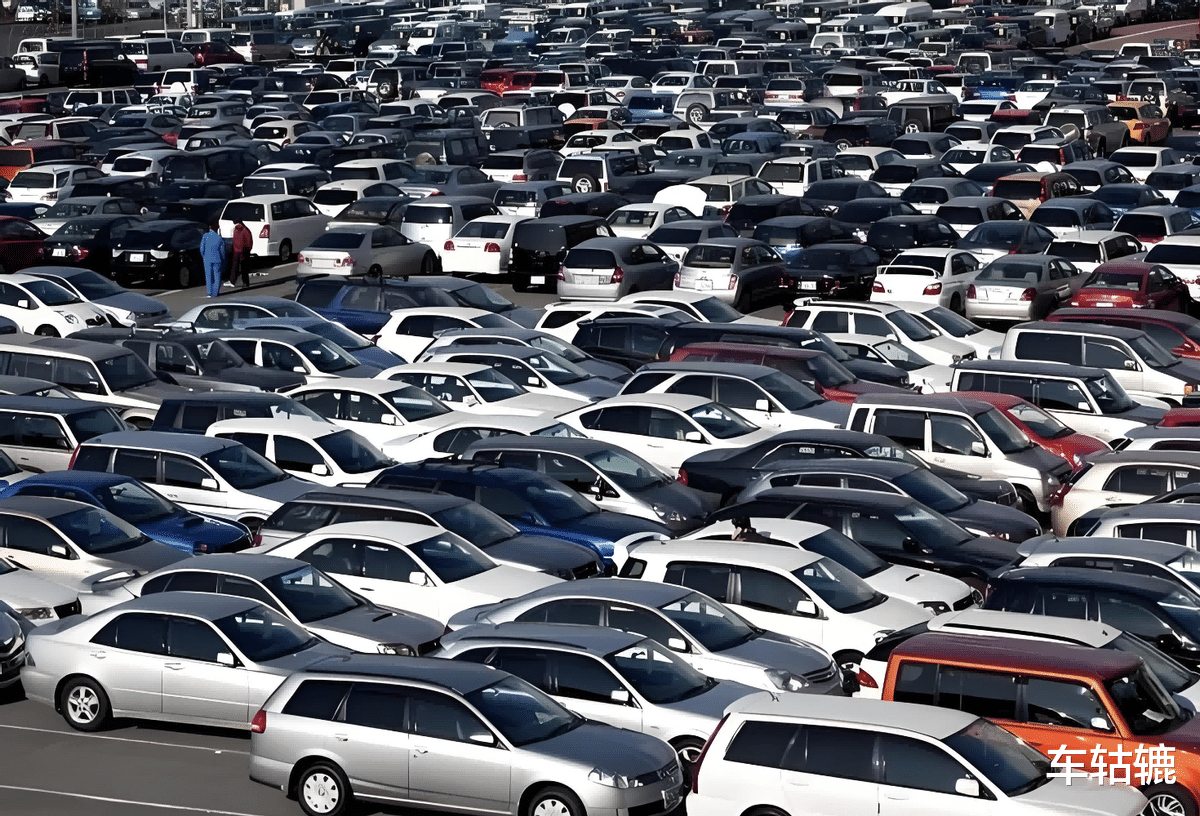 政策退坡，动能转换：今年中国车市挑战有啥，新增量会有多少？